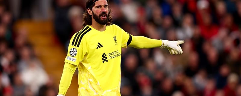 ‘There could be movements…’ – Fabrizio Romano issues contract update on Liverpool stalwart