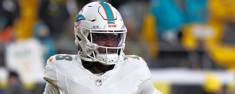 Versatile RB De'Von Achane's extension signals key change for Dolphins