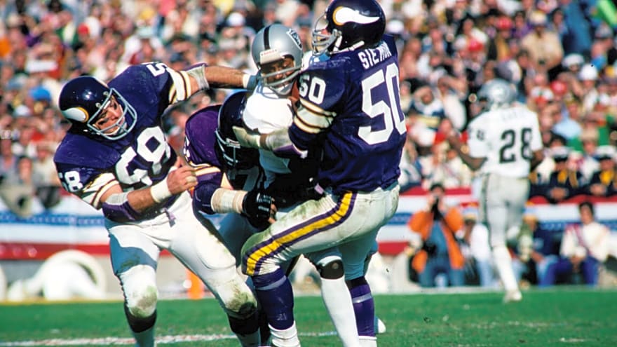 Tributes Pour In After Minnesota Vikings Legend Dies Saturday