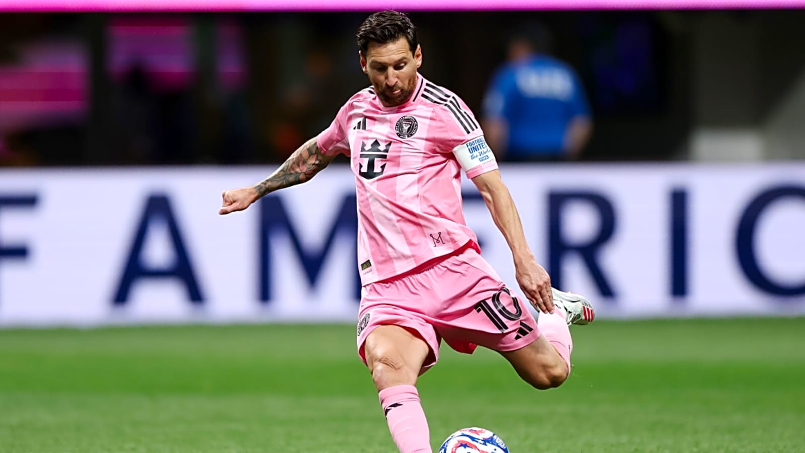 Why Soccer Should Steal This NFL Rule - For Messi&#39;s Sake