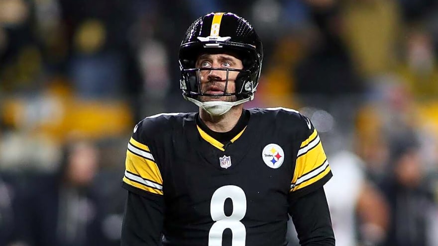 Steelers Projected to Take $1.6 Million QB As Potential Aaron Rodgers Replacement in 2026 NFL Draft