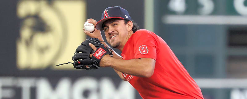 Angels designate infielder for assignment after reinstating Zach Neto