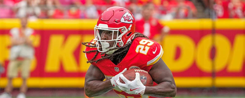 Kareem Hunt visits with NFC team amid search for new NFL home