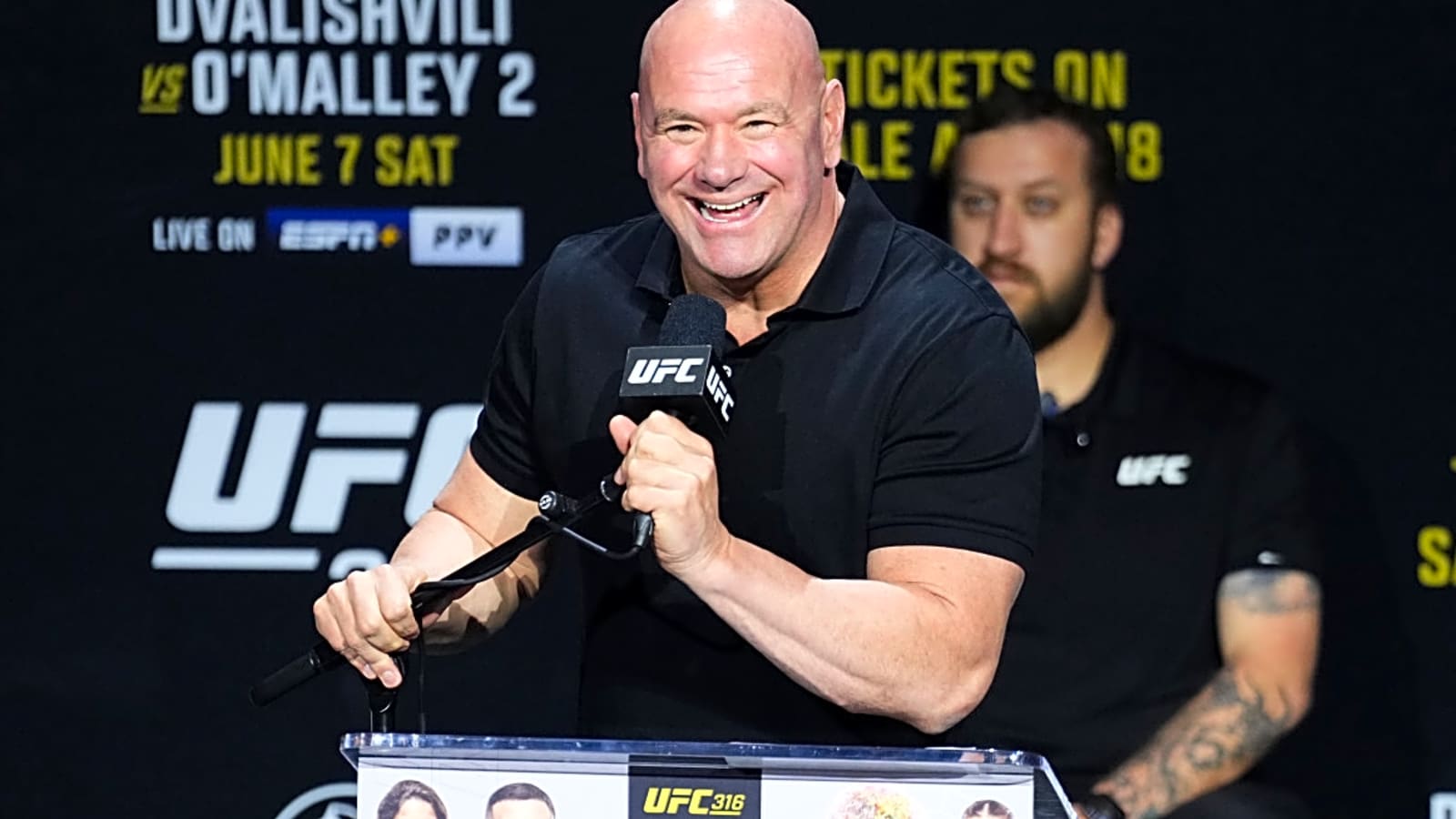UFC Signs Dangerous Heavyweight Submission Specialist in Latest Move
