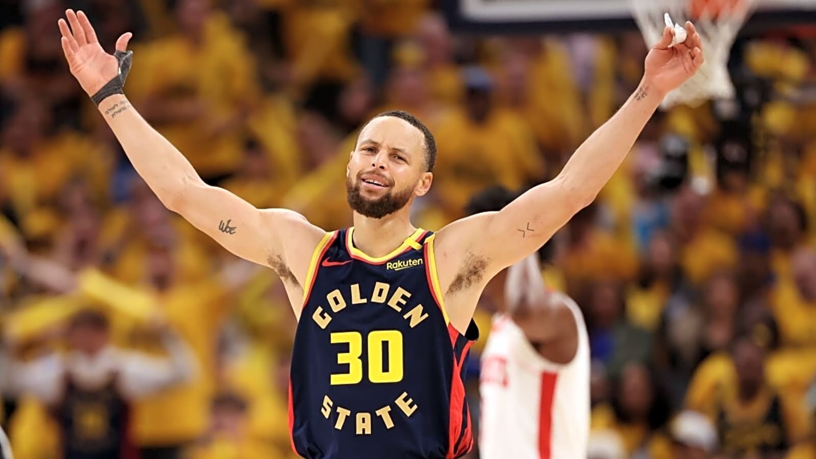 Stephen Curry Urges Warriors To Make Some Roster Moves To Take Them To The Next Level