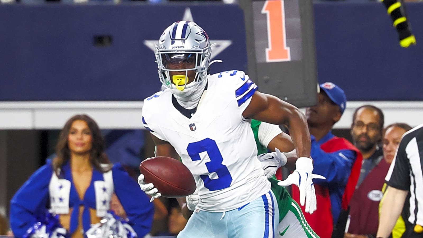 Cowboys WR George Pickens has six-word response to his critics