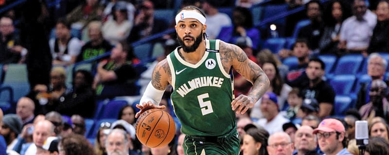 Unlikely hero leads Bucks to comeback win over Pacers