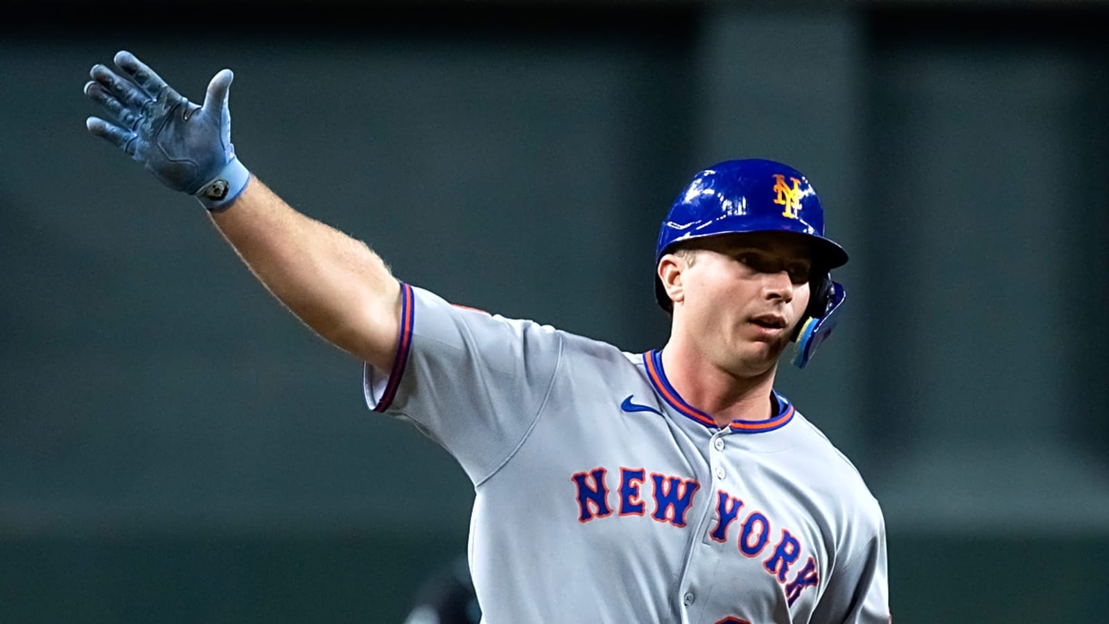 Watch: Mets 1B Pete Alonso crushes 425-foot HR