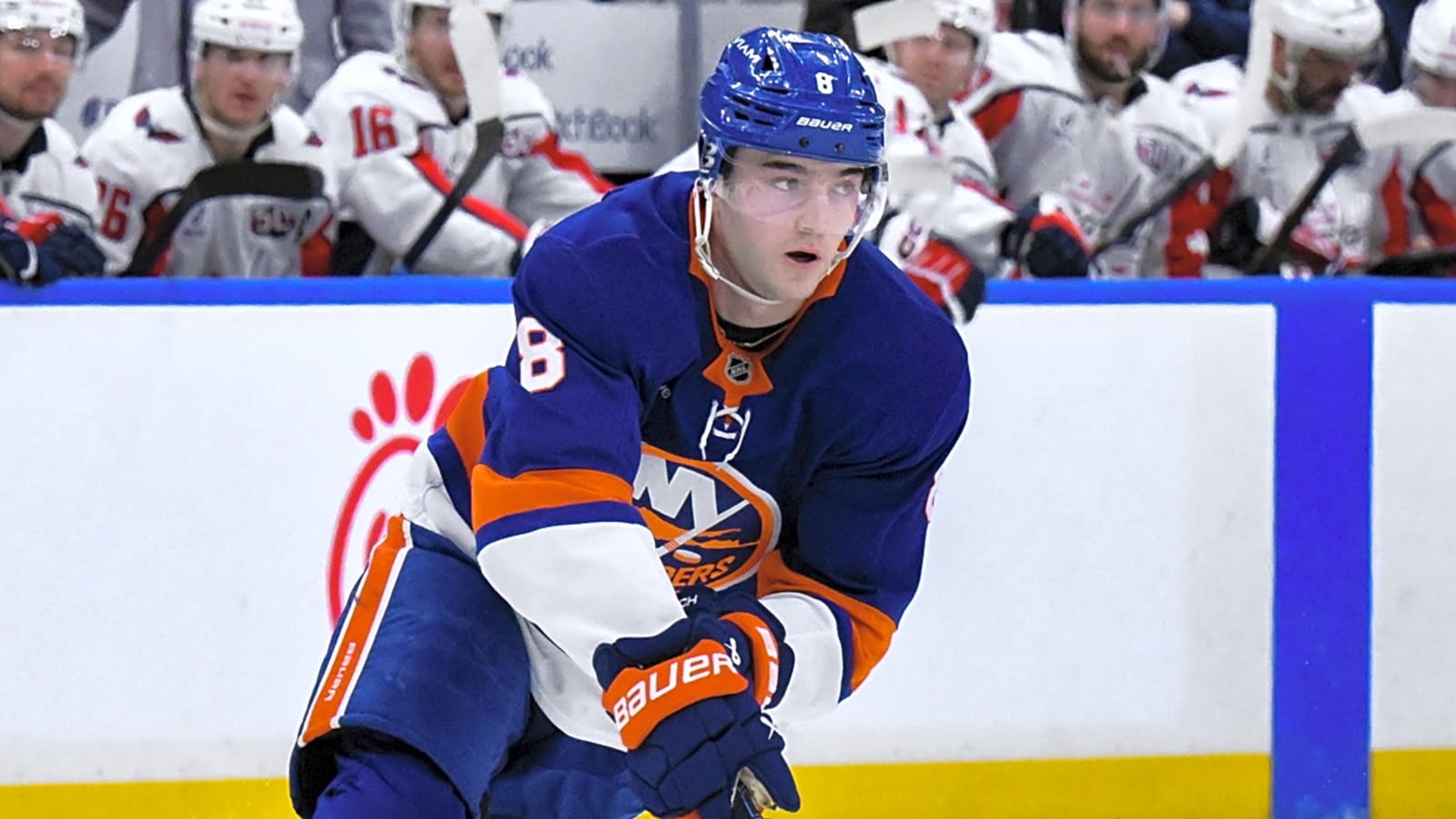 Mathieu Darche traded Noah Dobson because they couldn’t agree on a contract