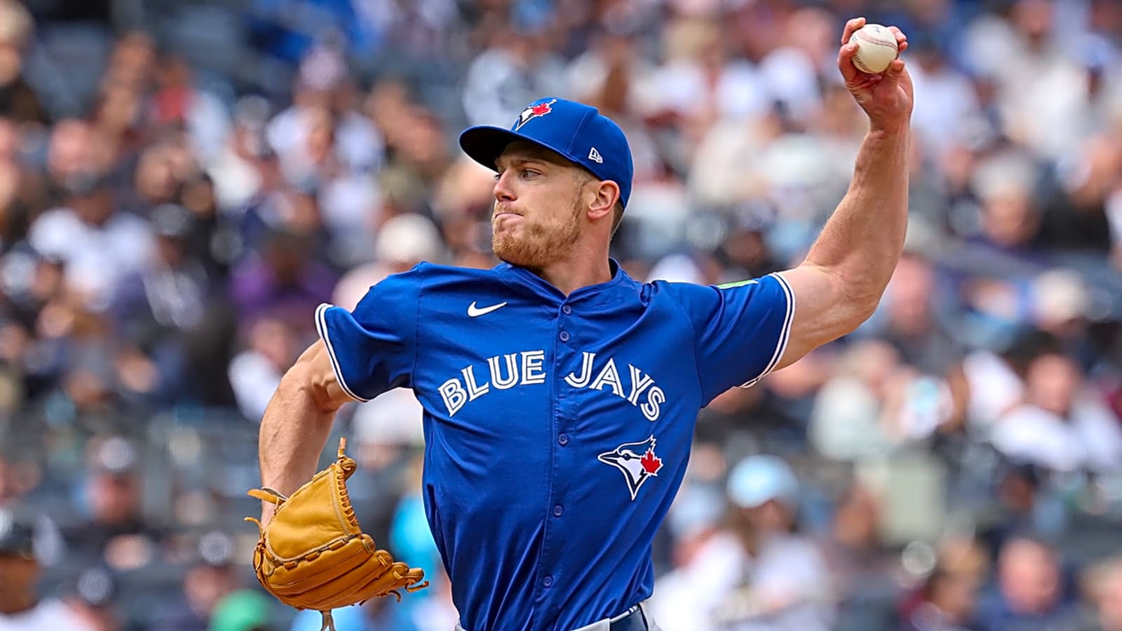 Humungous trade: Phillies acquire 6-foot-6 southpaw