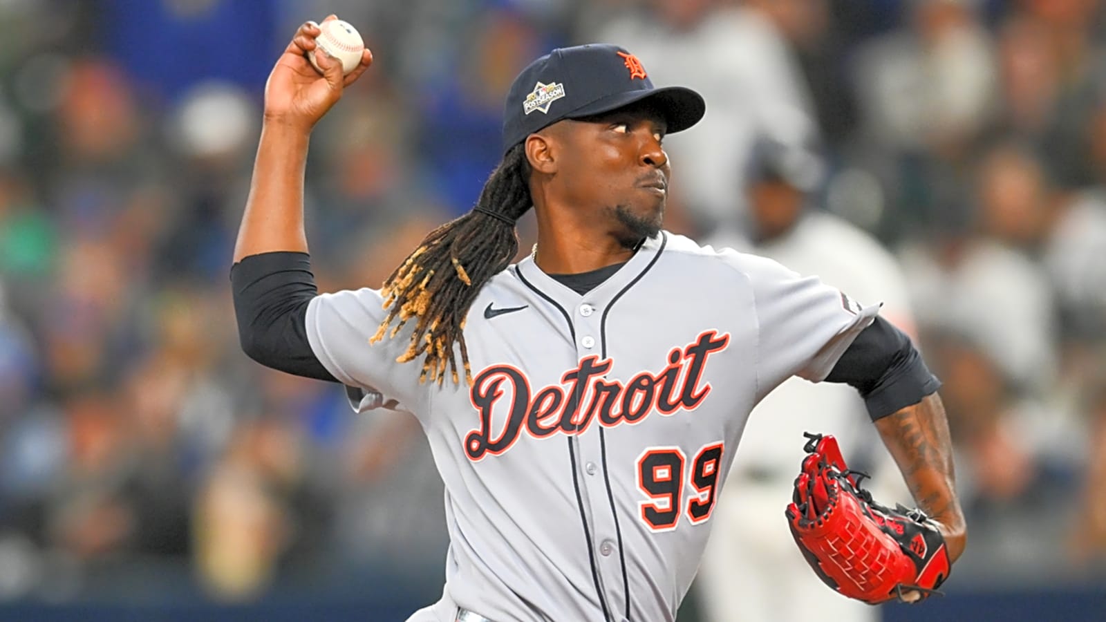 Yankees sign a former World Series champion pitcher in free agency