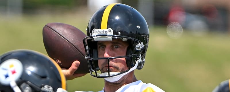 Aaron Rodgers' influence having 'different' type of impact on Steelers
