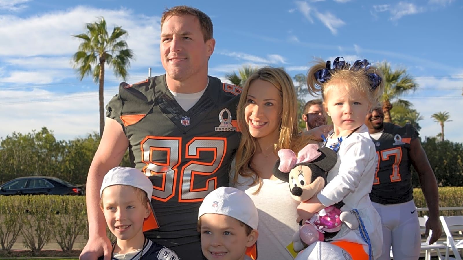 Son of NFL Legend Reveals Relationship with Father&#39;s SEC Alma Mater