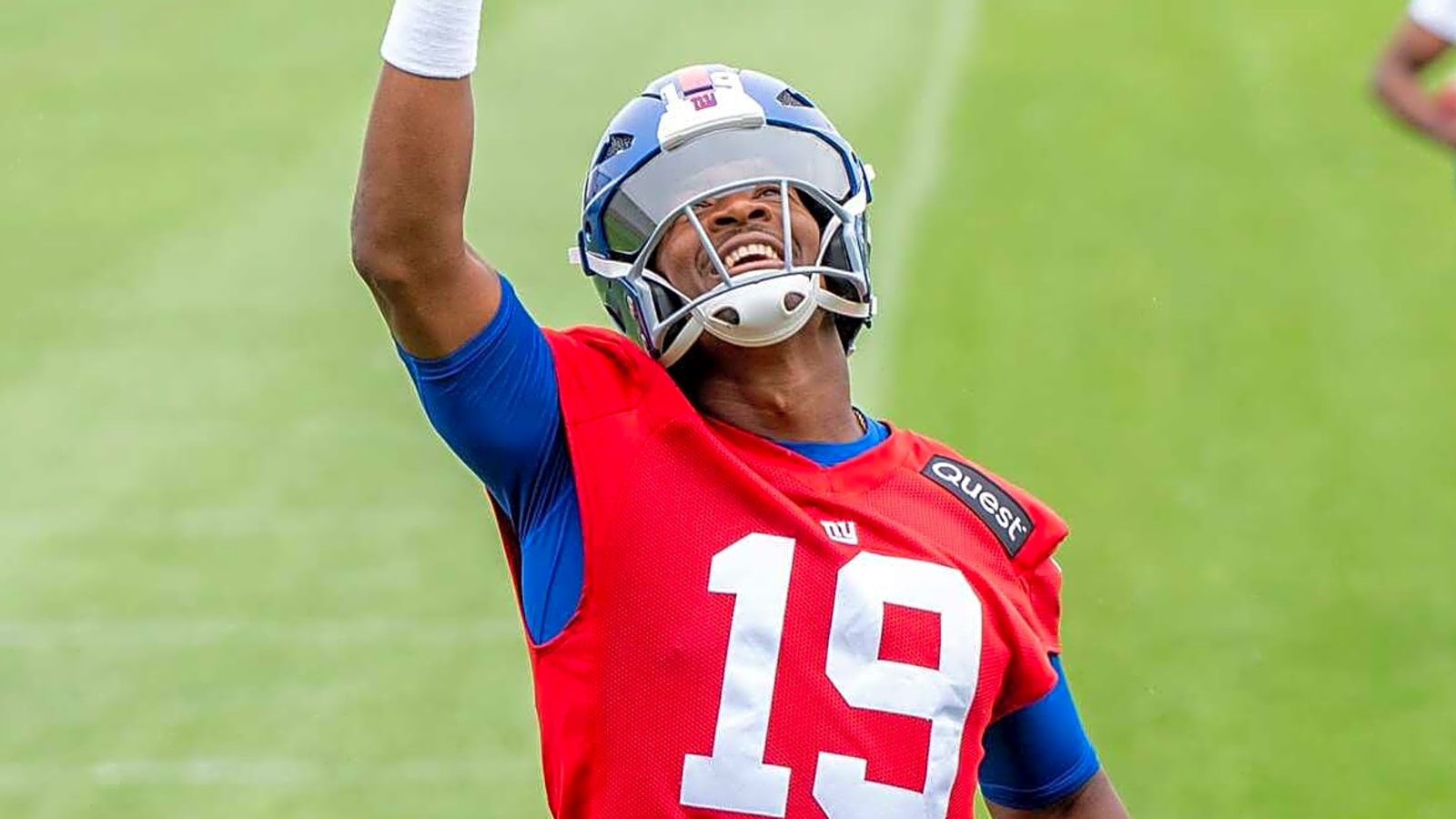 'We Are Called Not to Be Luke Warm, Let’s Be Hot': Video of Jameis Winston Preaching at a Church Makes Rounds on the Internet