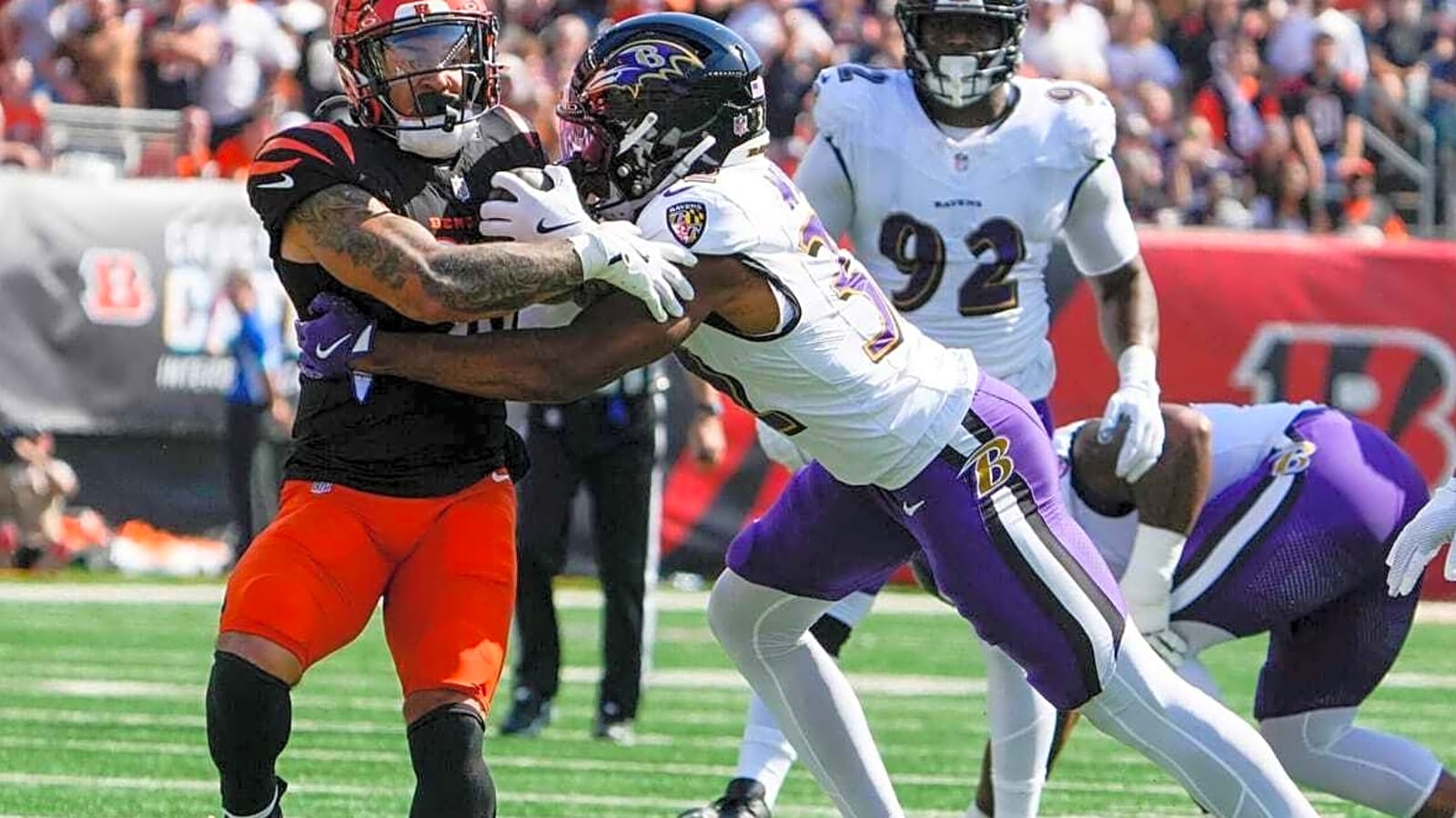 Chargers Add Free Agent Defender After Latest Injury Update