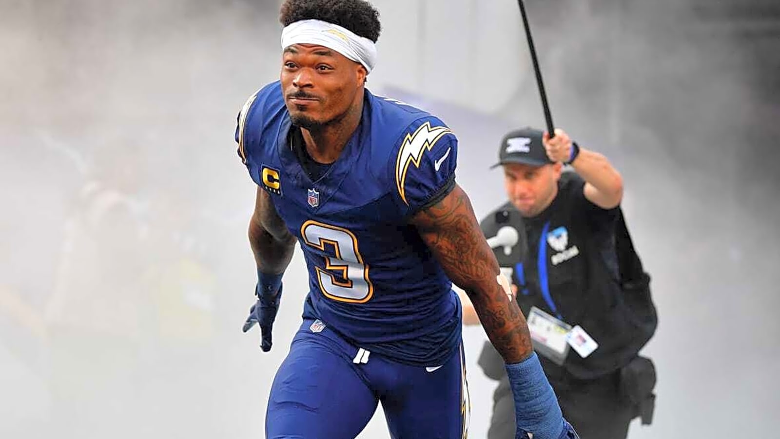 Chargers Share Encouraging Derwin James Injury Update — Will the Star Safety Start vs. Titans?