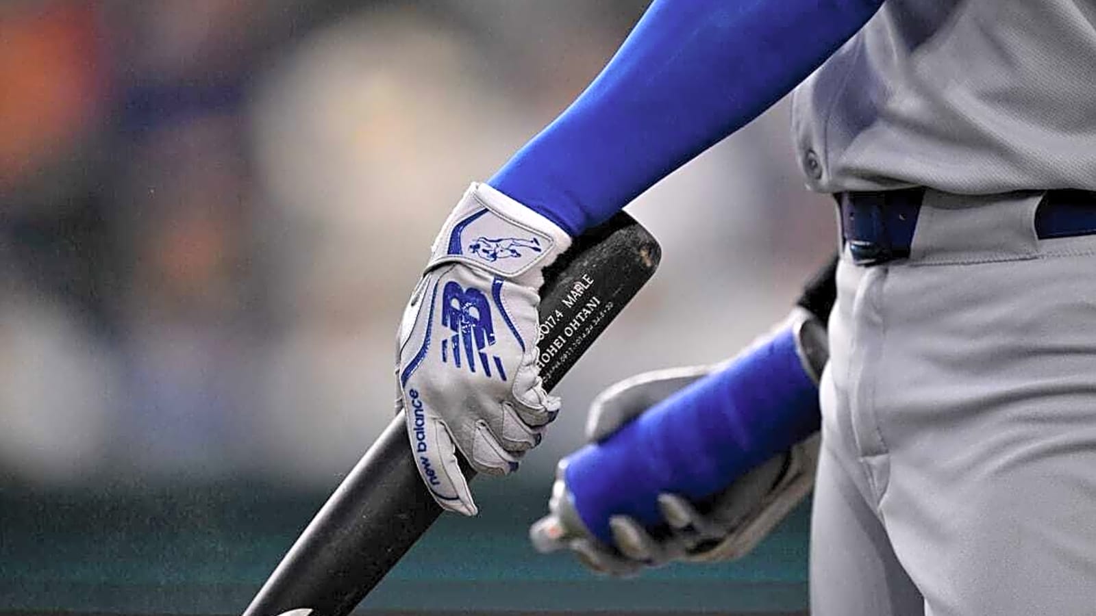 Historic Dodgers Bat Garners Impressive Lot