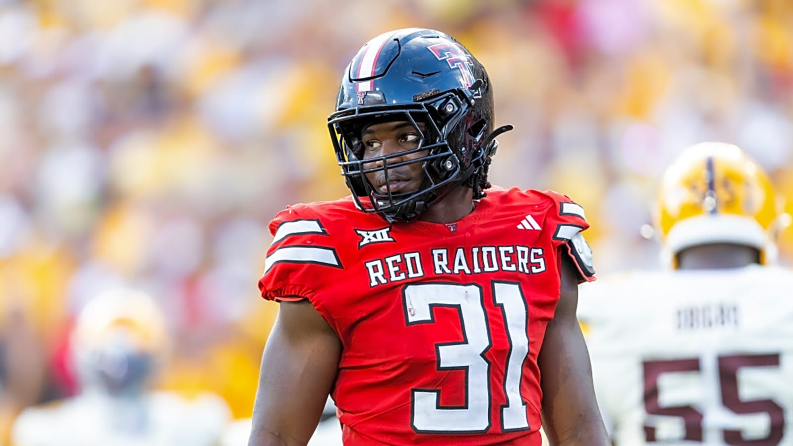 Jets Predicted to Add 14.5-Sack Linebacker in 2026 NFL Draft