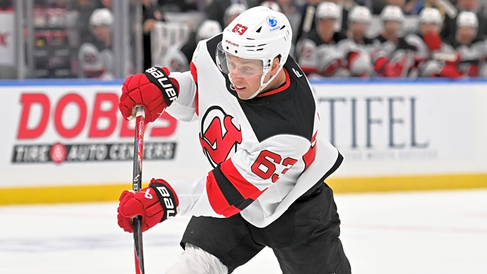 Devils’ Jesper Bratt Earns 500th NHL Point