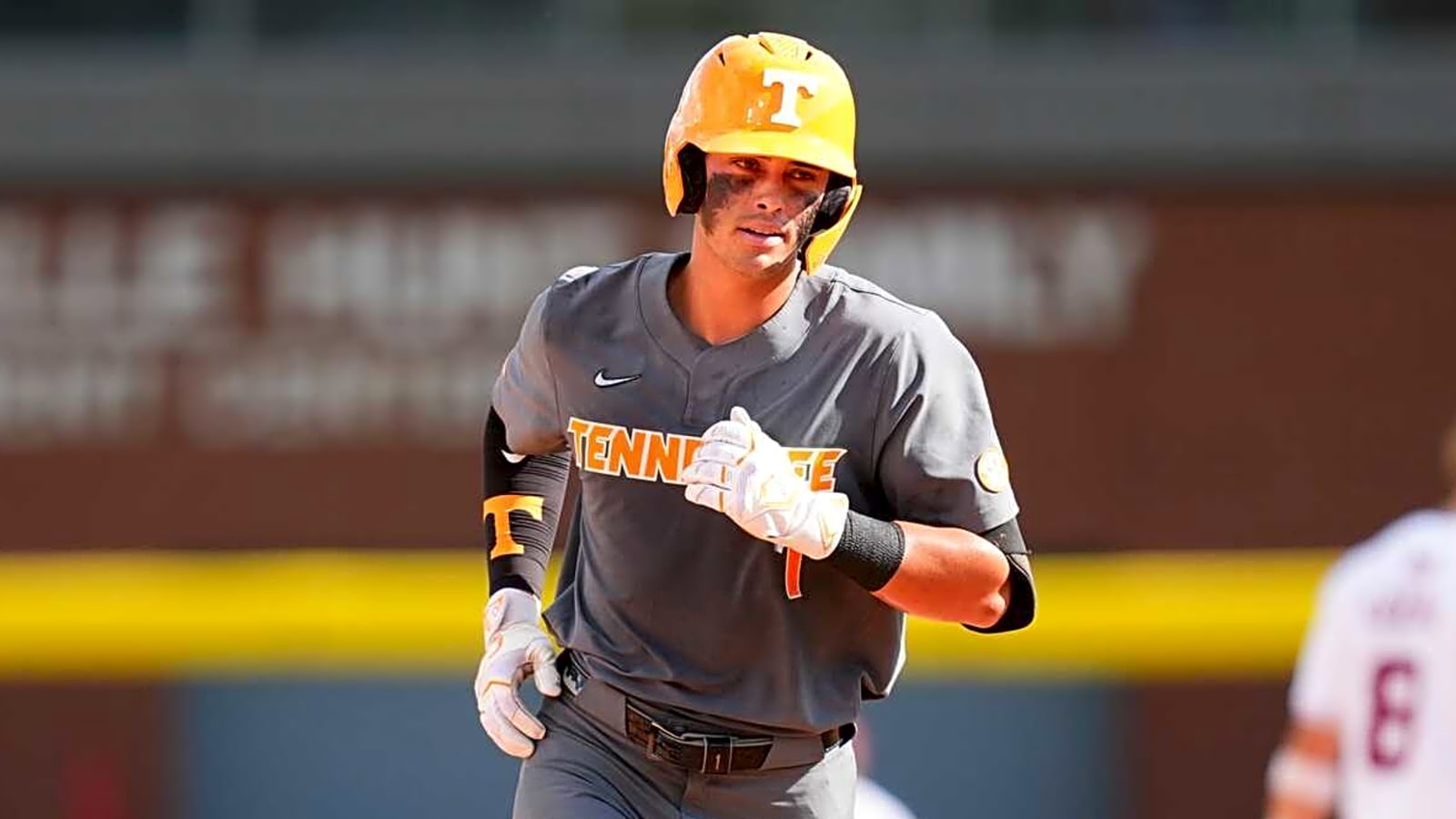 Cleveland Guardians select Tennessee infielder Dean Curley in 2025 MLB Draft