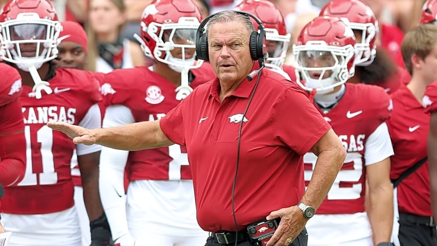 Arkansas star makes fiery claim ahead of historic clash with bitter rival