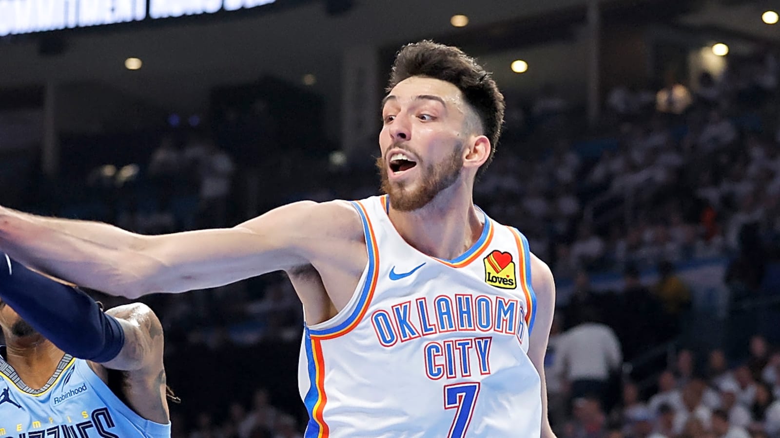 Watch: Thunder go on 34-5 run in first half of Game 1