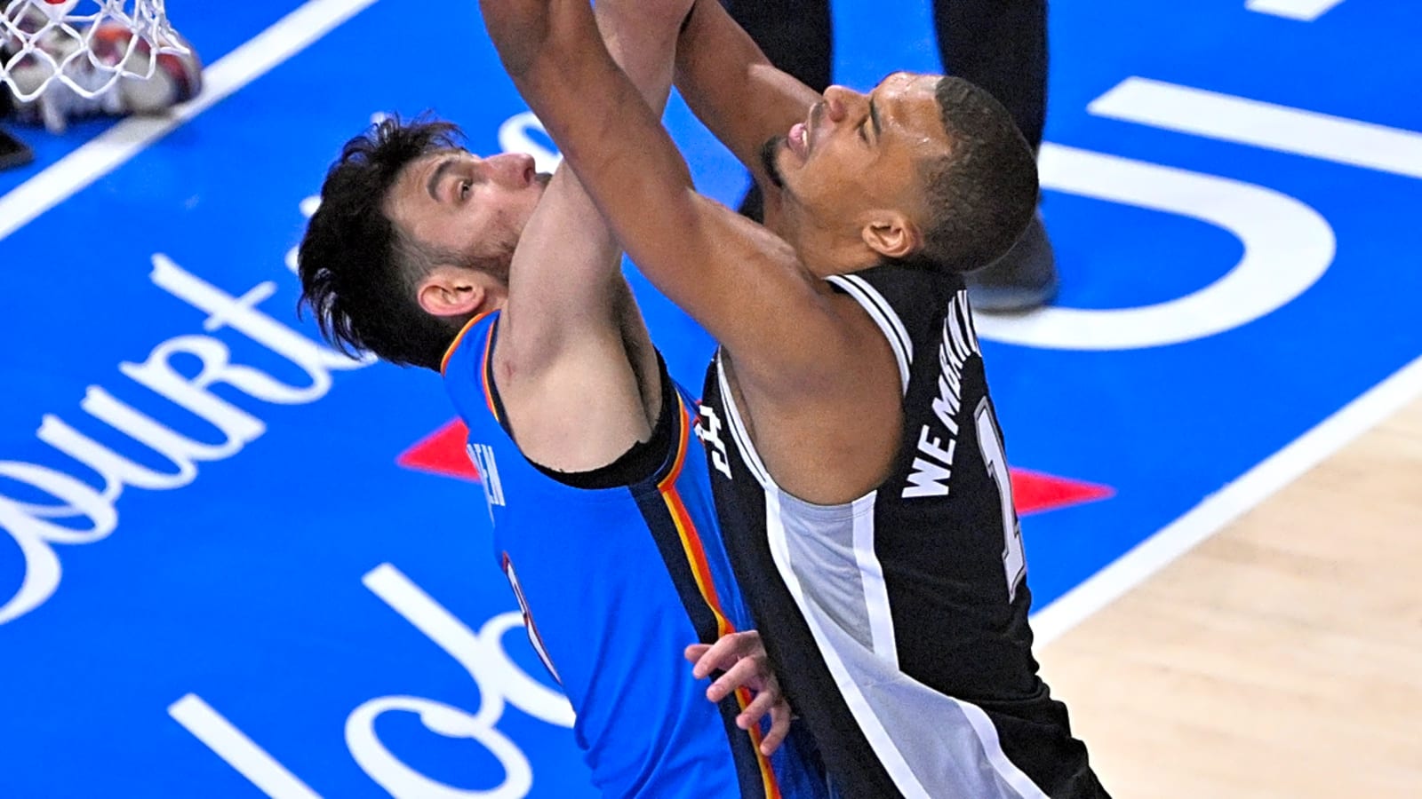 Victor Wembanyama's dunk made Chet Holmgren disappear in Game 7