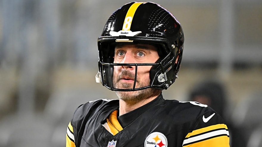 Steelers Predicted to Take Potential Aaron Rodgers Replacement in 2026 NFL Draft