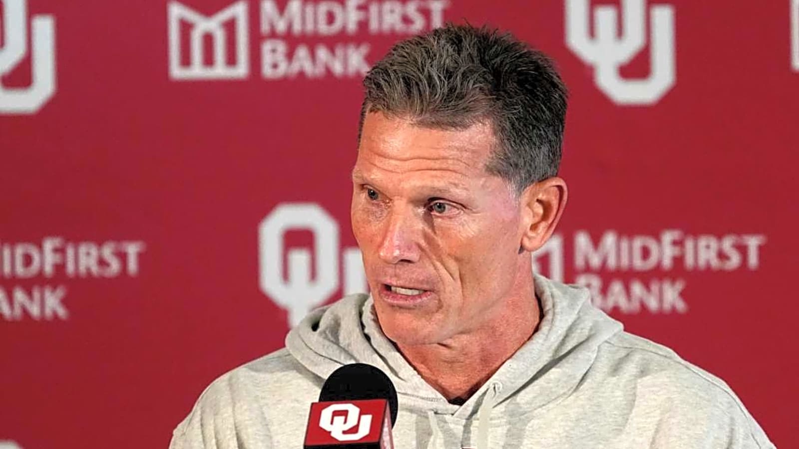 Sooners going after elite 2027 recruit who has some pretty big ties to the state and the school