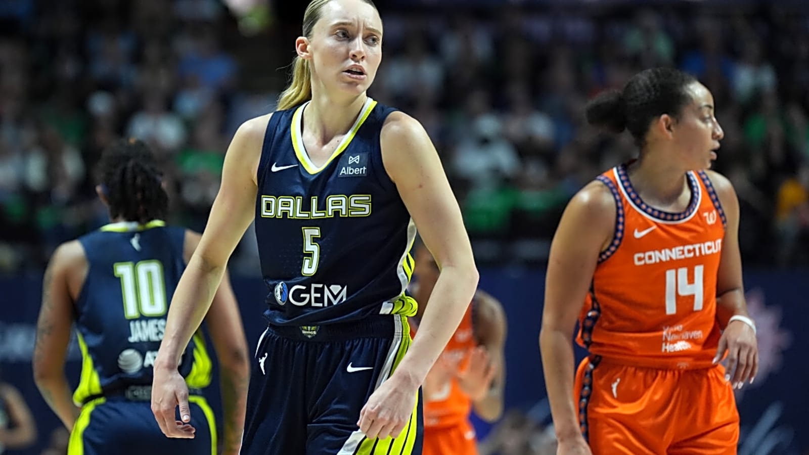 Paige Bueckers Making Air-Tight Case for WNBA Rookie of the Year
