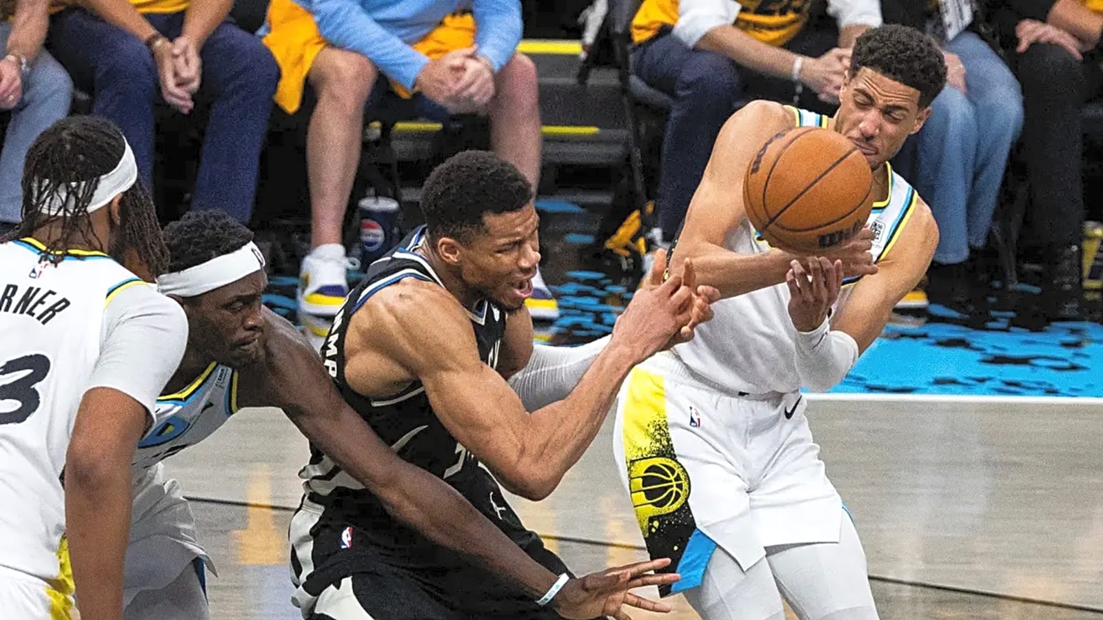 Milwaukee Bucks: Worst Landing Spot for Giannis Antetokounmpo in 2025 Offseason, Revealed