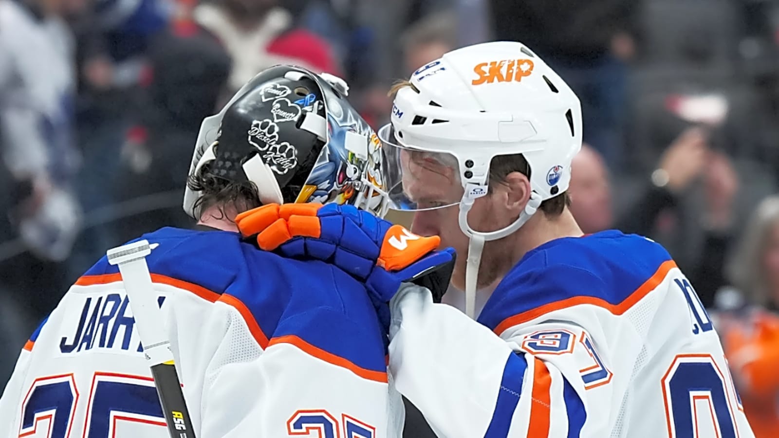 Oilers' Potential Trade Target Emerges After Tristan Jarry News