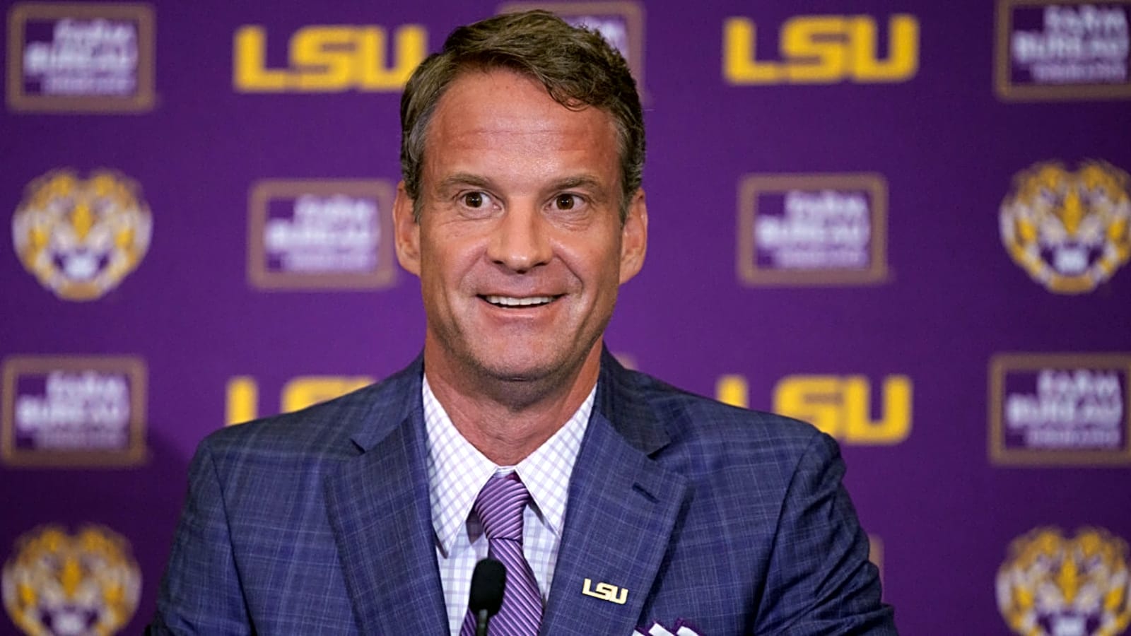 LSU Receives Strong Message from 5-Star EDGE After Visit