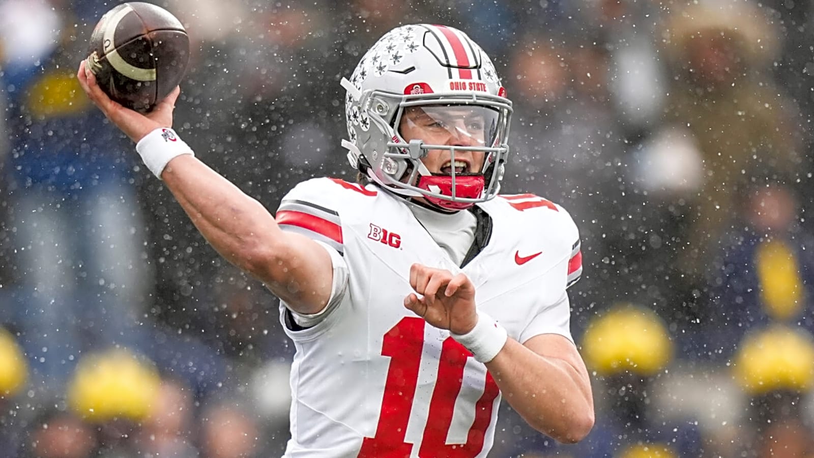 Ohio State QB Julian Sayin Causes a Stir Before Heisman Trophy Ceremony