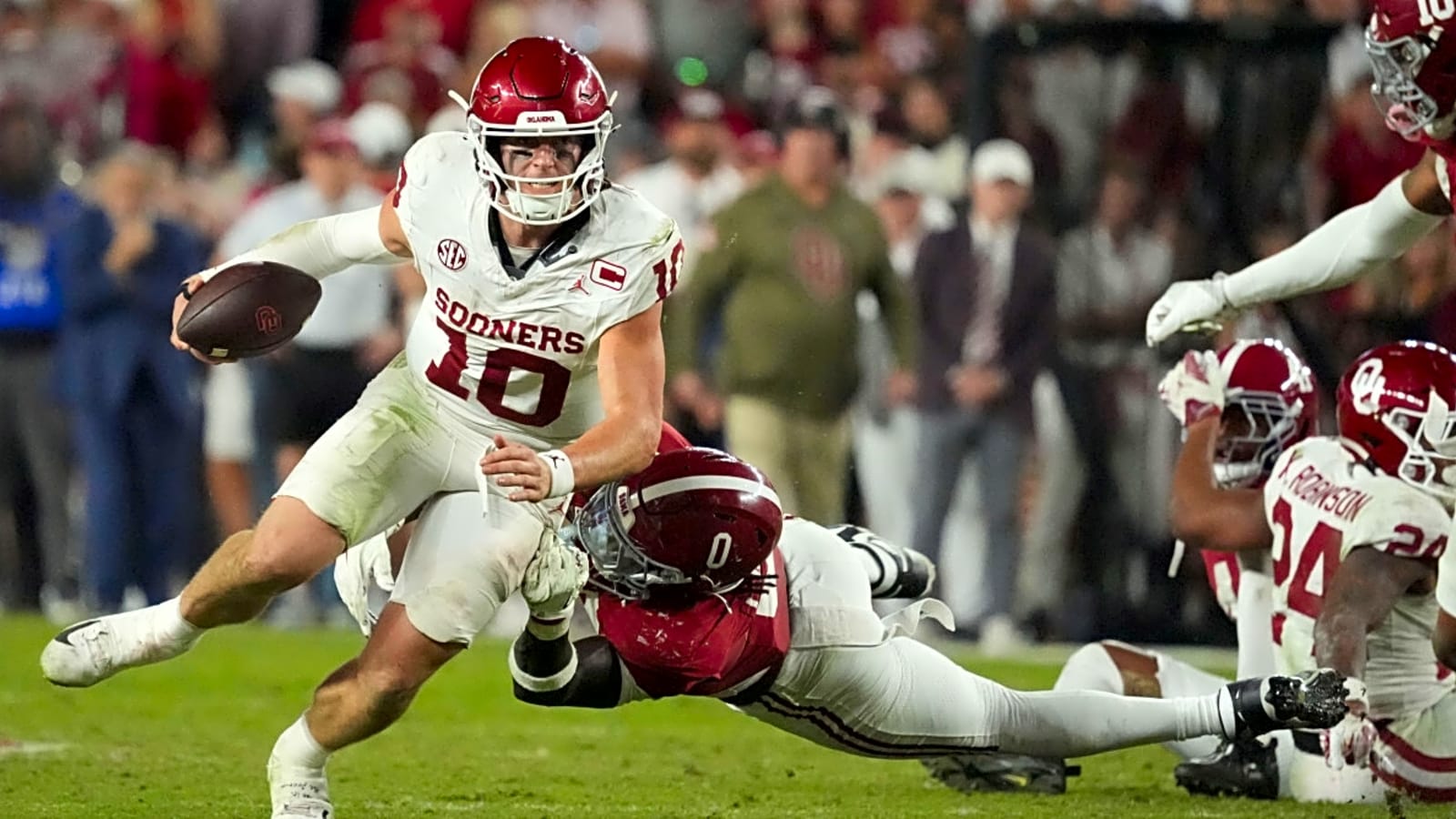 2025 Bowl Projections after Week 12: Oklahoma Rising, Notre Dame Moves Closer to Playoff Field