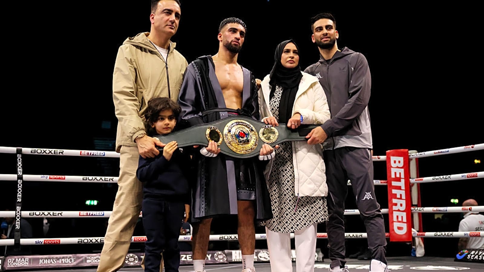 Azim Adam And George Kambosos: Who Is Going To Blink First?