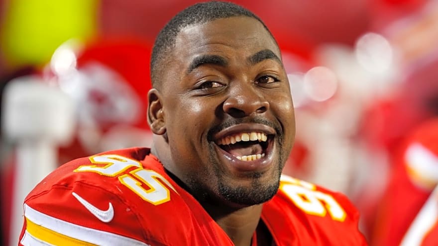 Chris Jones calls out former NFL GM who says the Kansas City Chiefs should move on from Travis Kelce
