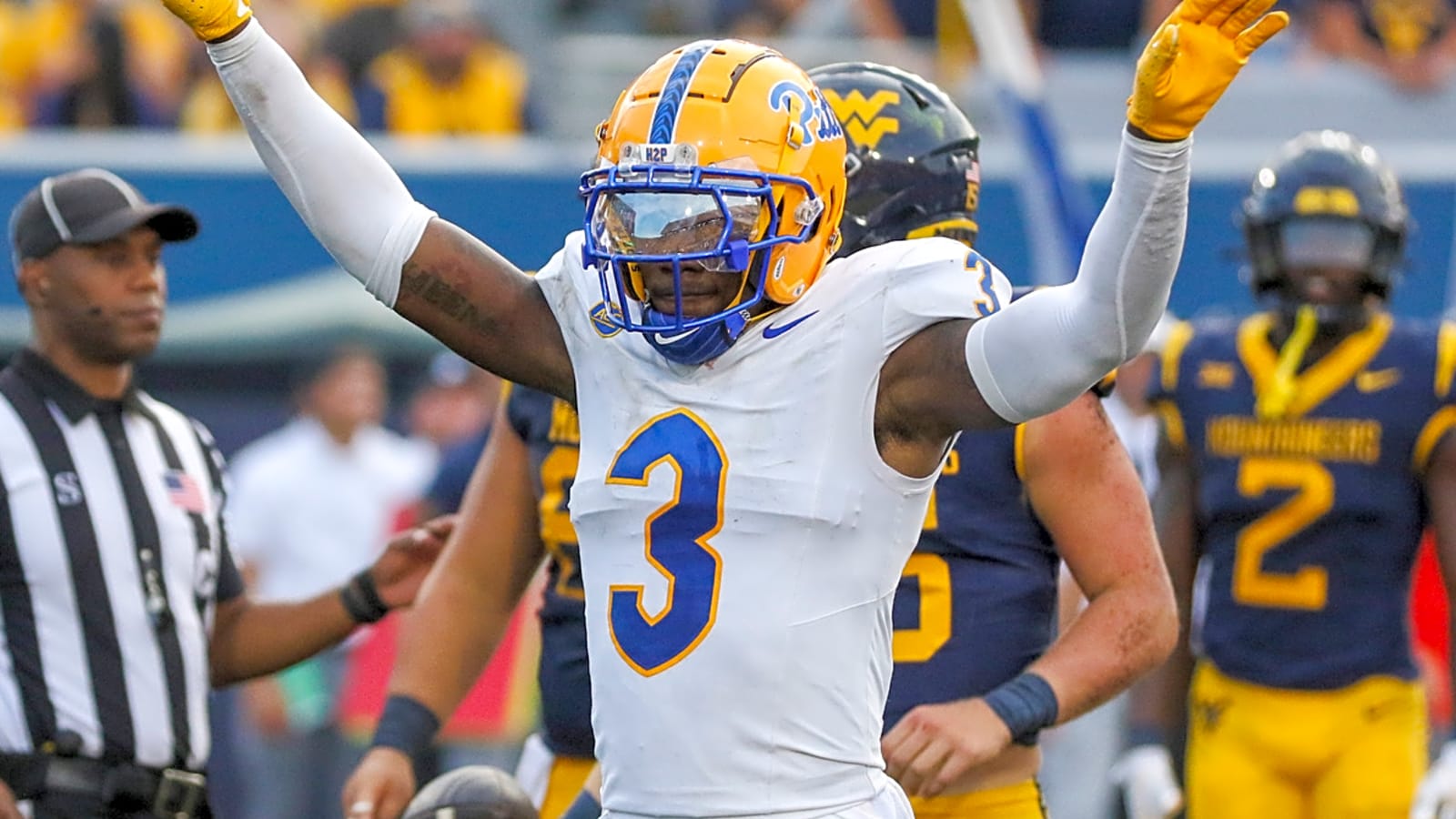 Pitt players got into a fight with the Louisville ball boy