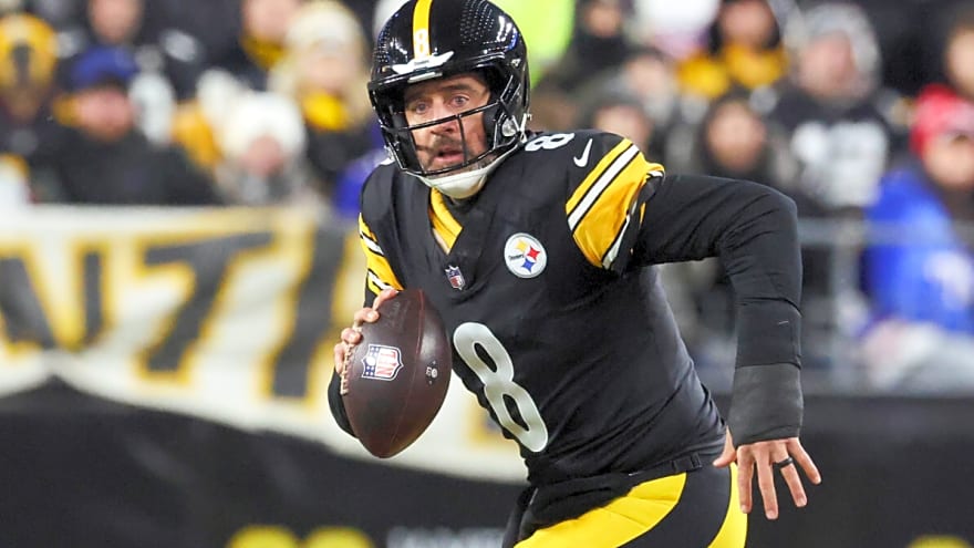 Aaron Rodgers made a tough situation even tougher and it set the Steelers back in the race for the AFC North