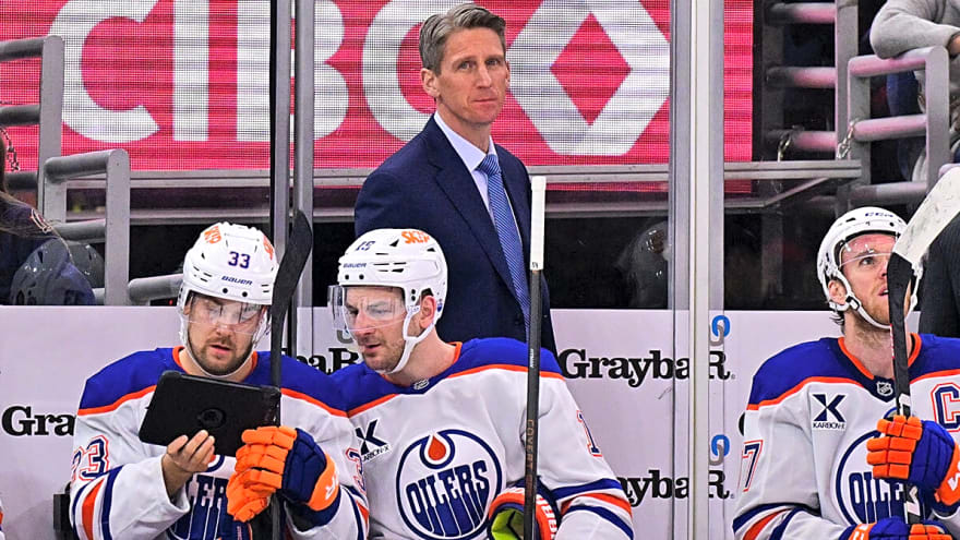 Oilers’ Kris Knoblauch refuses to pick Game 5 starter between Stuart Skinner, Calvin Pickard