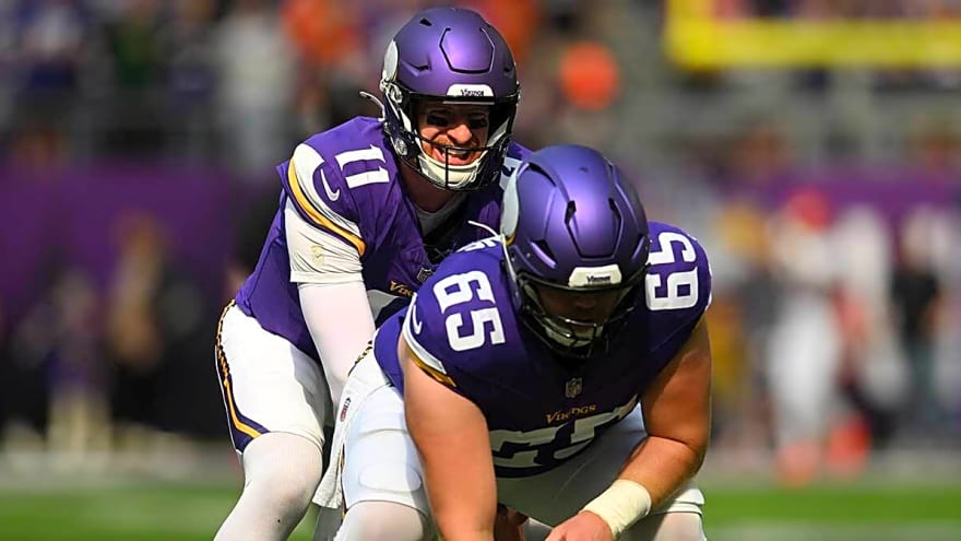 Vikings rumors: Ian Rapoport floats potential QB competition if Carson Wentz balls out in Week 2