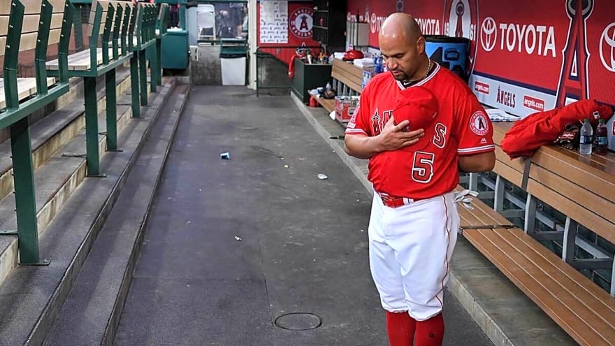 Padres to interview Albert Pujols for manager position
