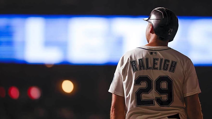 What Mariners’ Cal Raleigh is ‘blocking out’ after tying Mickey Mantle’s HR record