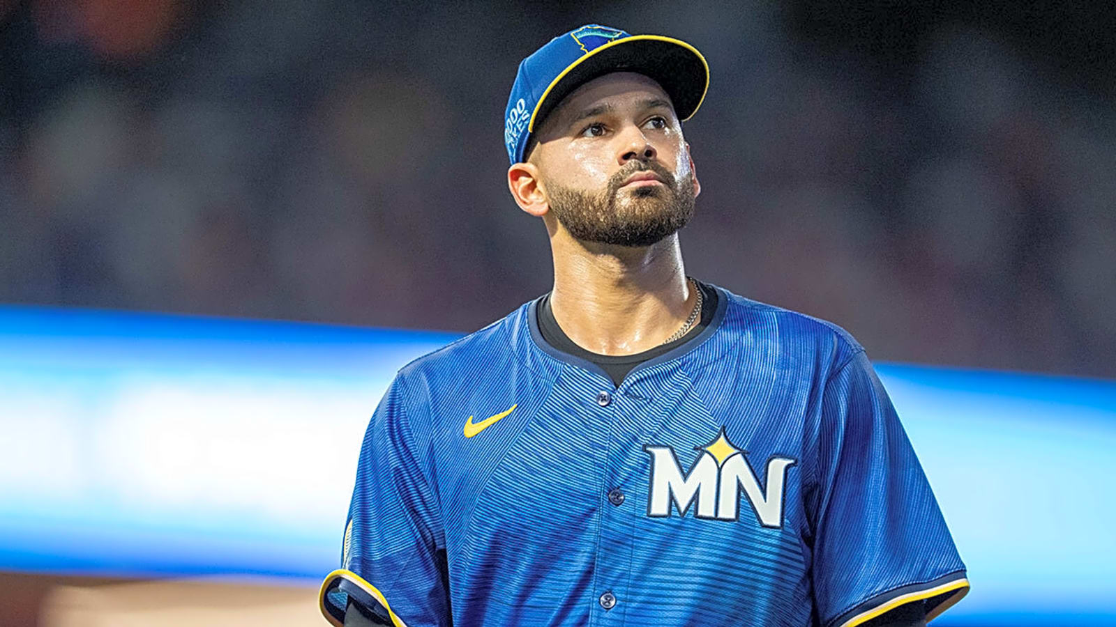 Twins get concerning Pablo Lopez injury update