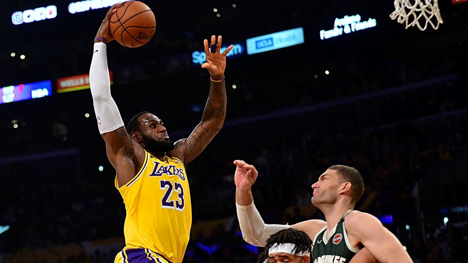  How LeBron James’ situation drove Brook Lopez from Lakers to Clippers