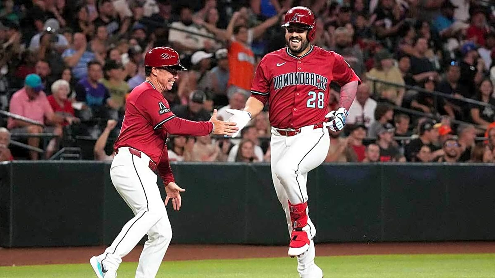  Ken Rosenthal floats Eugenio Suarez as Brewers trade target