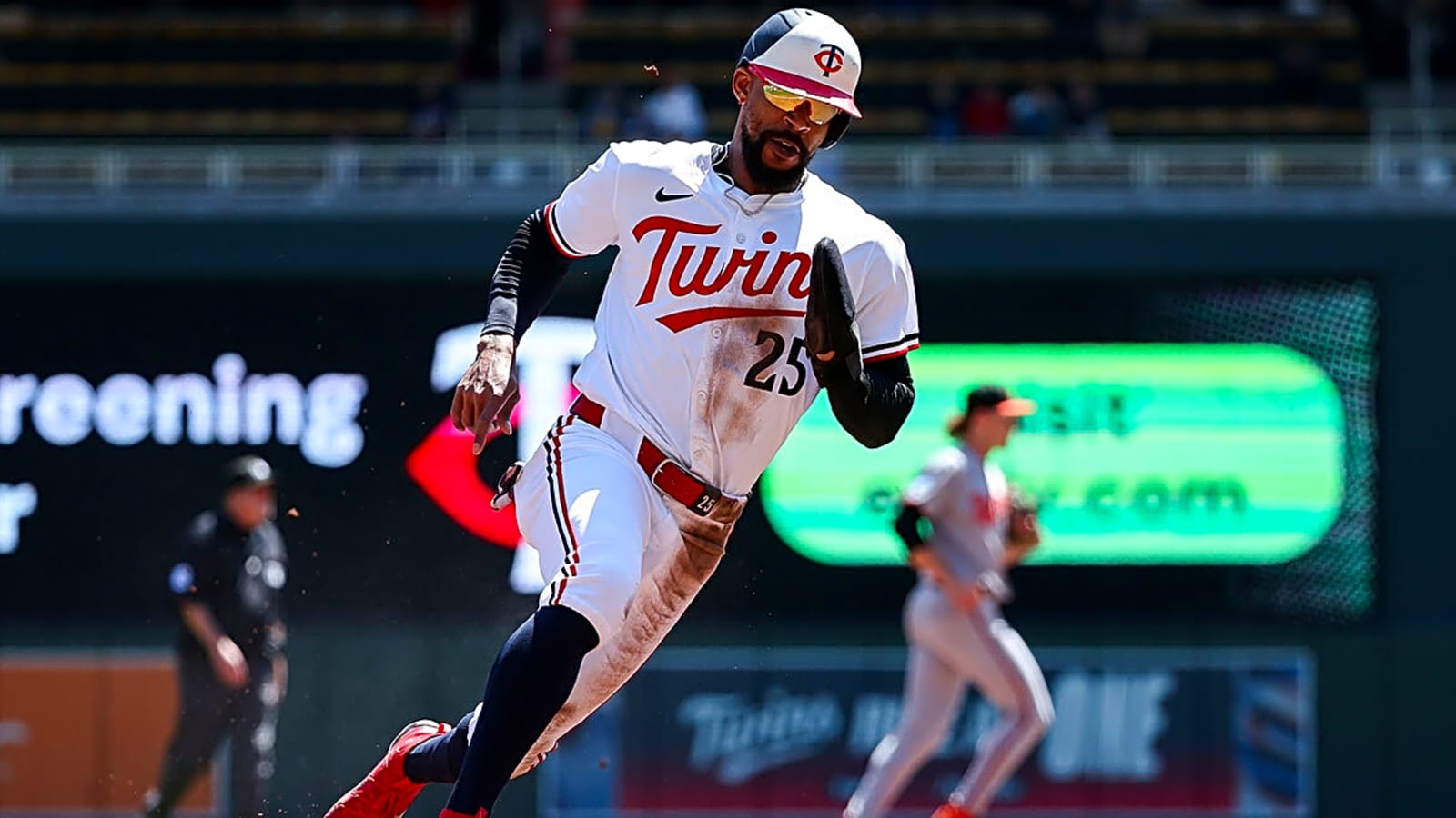 Twins rumors: Minnesota could ‘dangle’ $100 million star in trade talks