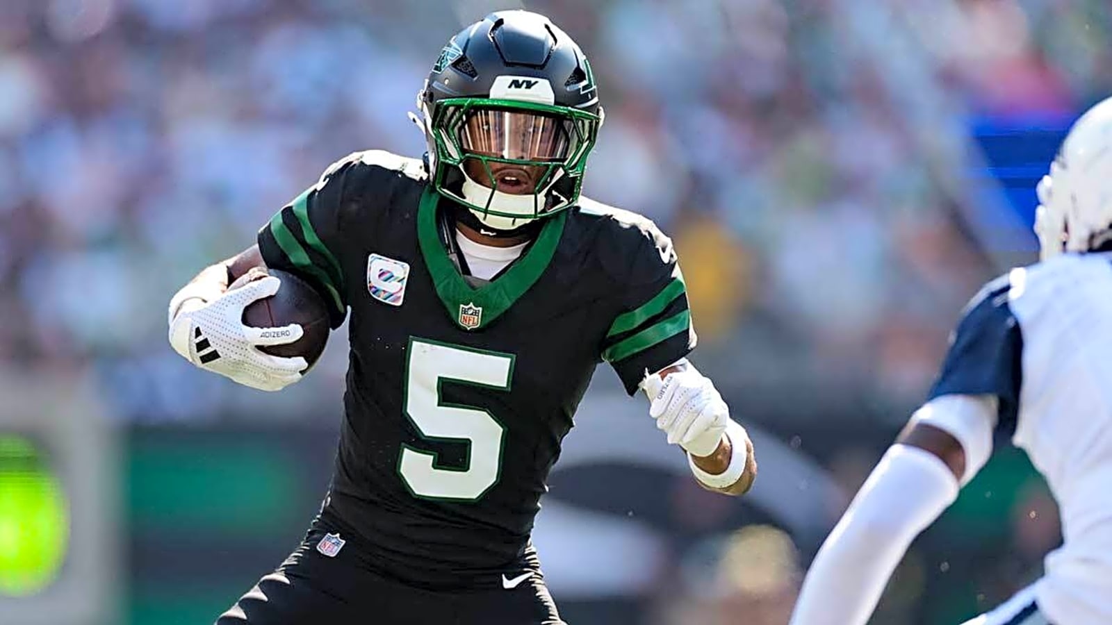 Jets’ Garrett Wilson drops ‘trust’ reaction to trade deadline fire sale