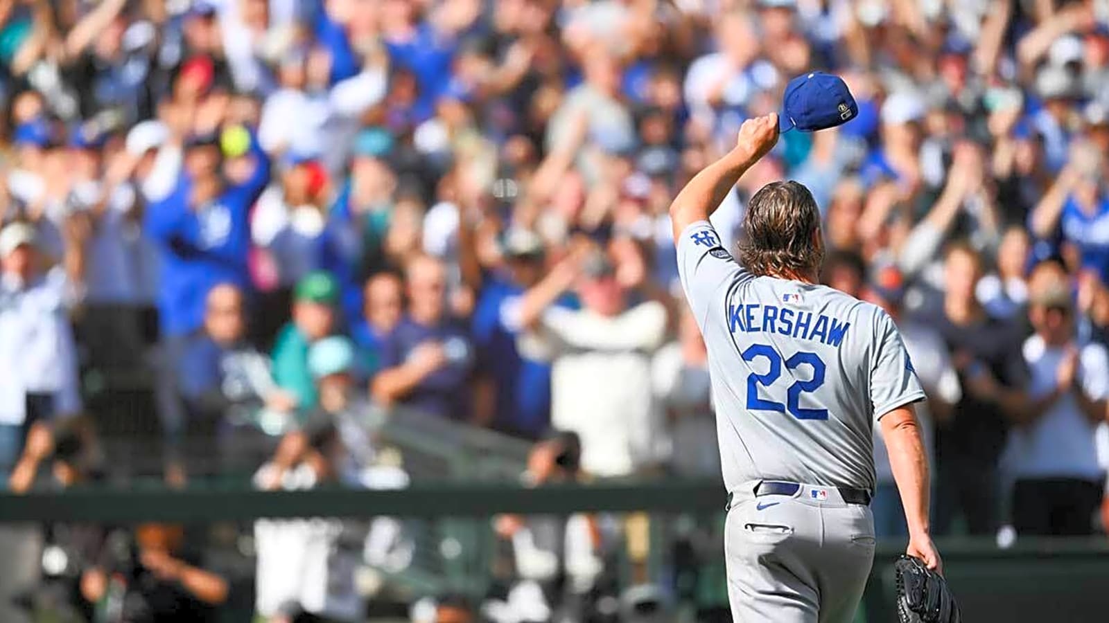 Clayton Kershaw gets legendary display at Dodgers Stadium