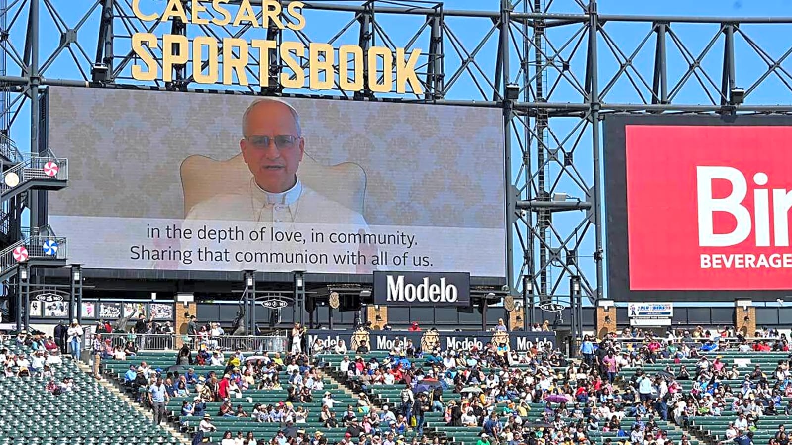 White Sox superfan Pope Leo roasts Cubs fan at Vatican